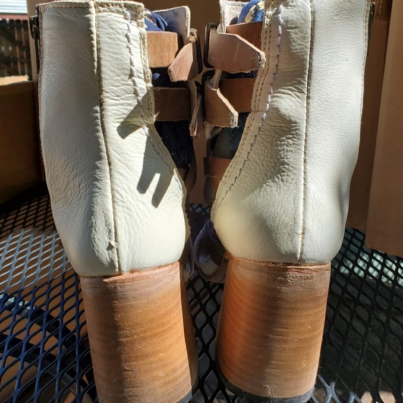 Freebirds - Tiara - Picture 3 of 5